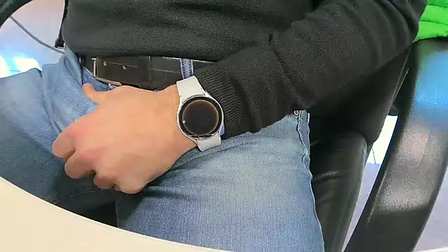 alessandroman2114 online show from 02-25-25, 11:30