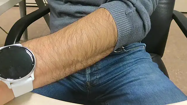 alessandroman2114 online show from 11-13-25, 05:34