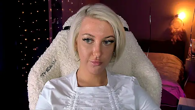 tykioty Miley online show from 12-14-24, 03:25