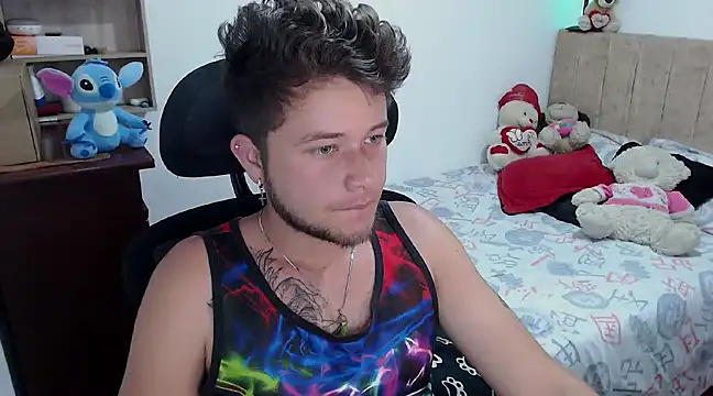 Snapshot of JOHANLEON1 chatting on 12-15-24, 06:07 JOHANLEON1 online show from 12-15-24, 06:07