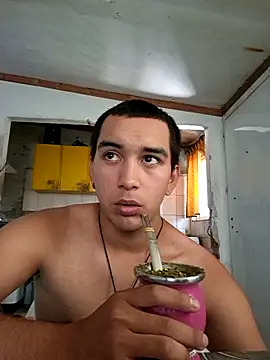 Snapshot of X_xtomas_x chatting on 12-18-25, 05:19 X xtomas x online show from 12-18-25, 05:19