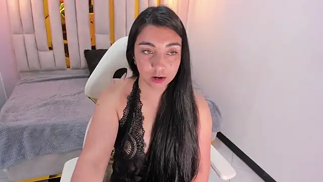 Karla hernandez  online show from 02-07-25, 05:07