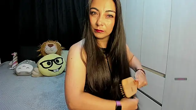 Snapshot of Karla_hernandez_ chatting on 05-02-26, 10:53 Karla hernandez online show from 05-02-26, 10:53