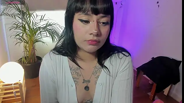 Snapshot of droolingdollfacee chatting on 04-27-26, 09:02 droolingdollfacee online show from 04-27-26, 09:02