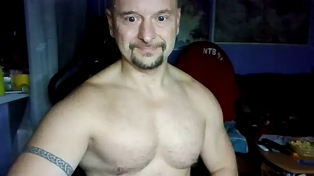 Sports-beast online show from 10-26-25, 10:04