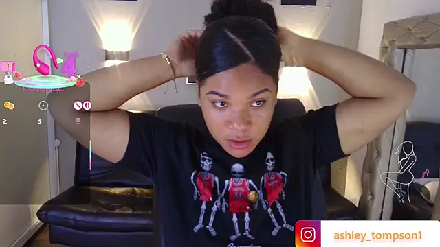 ashley Tompson1 online show from 03-13-25, 12:35