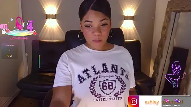 ashley Tompson1 online show from 03-17-25, 07:26