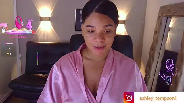 ashley Tompson1 online show from 03-18-25, 12:36