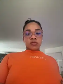 Snapshot of ashley_Tompson1 chatting on 01-06-26, 12:42 ashley Tompson1 online show from 01-06-26, 12:42