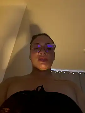 ashley Tompson1 online show from 03-17-26, 11:13