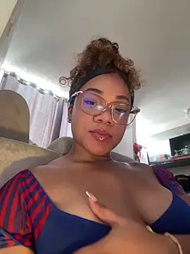 ashley Tompson1 online show from 04-15-26, 02:02