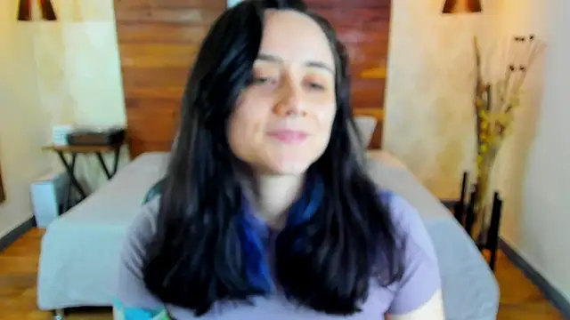 Snapshot of KatherineBond chatting on 03-18-25, 10:26 KatherineBond online show from 03-18-25, 10:26