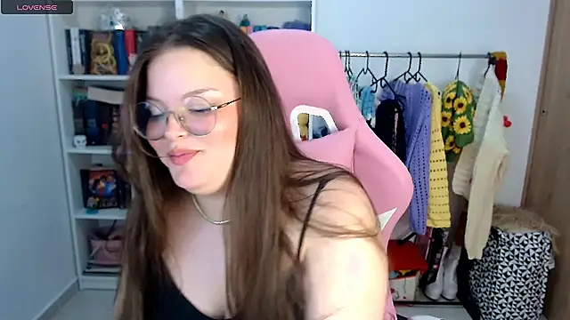 Gabiwaifu online show from 11-12-25, 01:06