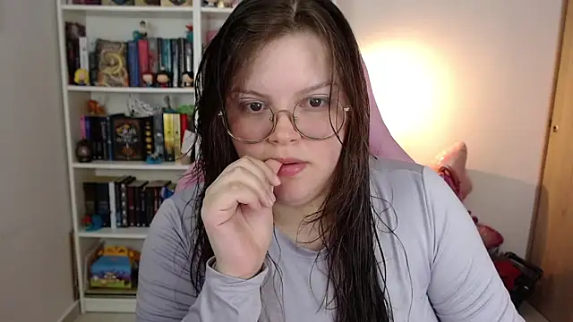 Snapshot of Gabiwaifu chatting on 06-07-26, 05:38 Gabiwaifu online show from 06-07-26, 05:38
