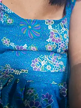 Priya Bong online show from 10-15-25, 11:21