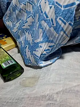 Priya Bong online show from 10-21-25, 05:57