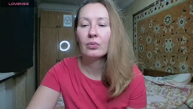 AnnaXLovers online show from 11-12-25, 06:47