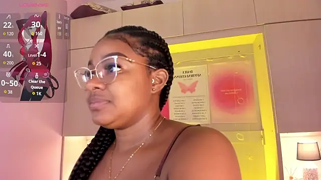 tamaraa smiith online show from 10-25-25, 07:41