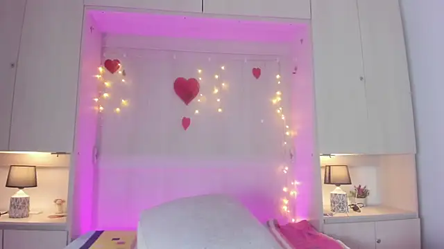 tamaraa smiith online show from 02-28-26, 07:48