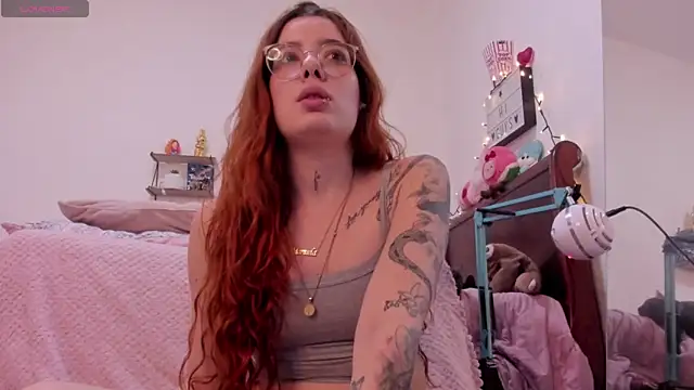 Manuela monroe online show from 05-17-26, 09:44
