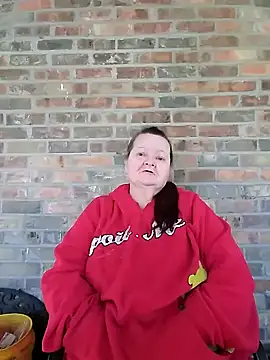 Snapshot of Bayou_Woman68 chatting on 11-03-25, 04:30 Bayou Woman68 online show from 11-03-25, 04:30