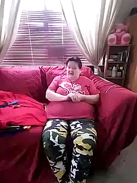 Snapshot of Bayou_Woman68 chatting on 01-17-26, 05:27 Bayou Woman68 online show from 01-17-26, 05:27