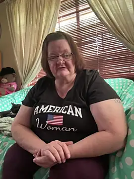 Snapshot of Bayou_Woman68 chatting on 06-12-26, 08:52 Bayou Woman68 online show from 06-12-26, 08:52