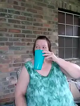 Bayou Woman68 online show from 06-16-26, 07:38