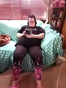 Bayou Woman68 online show from 07-13-26, 07:49