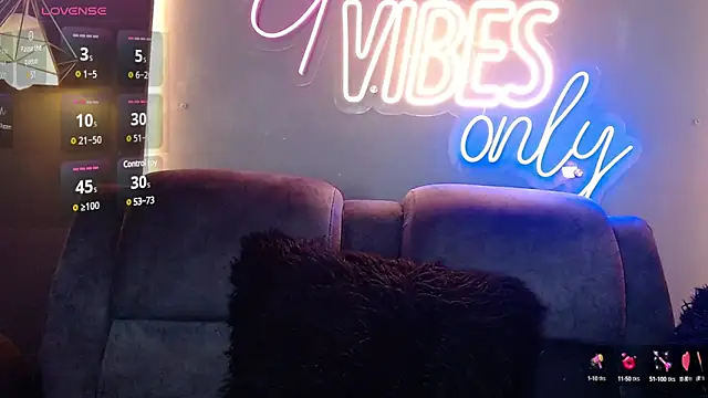 LOLIITA  LOVE online show from 01-18-25, 12:02