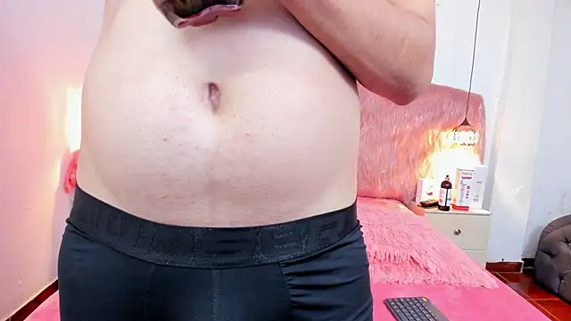 Snapshot of Derek_and_Skarlet chatting on 02-26-26, 10:03 Derek and Skarlet online show from 02-26-26, 10:03