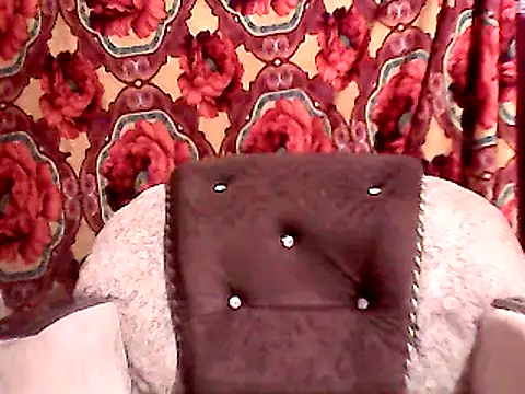 Snapshot of CuteBhabhi10 chatting on 12-13-24, 06:38 CuteBhabhi10 online show from 12-13-24, 06:38