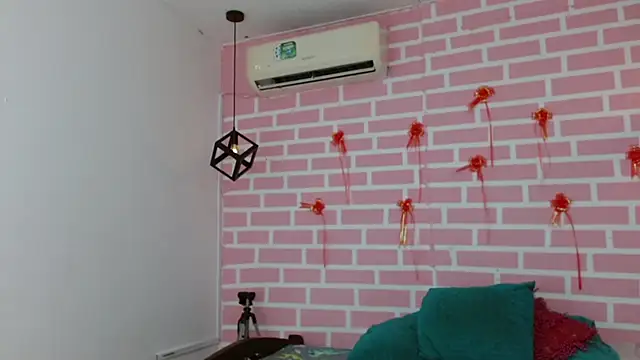 emy 0 online show from 02-27-25, 08:09