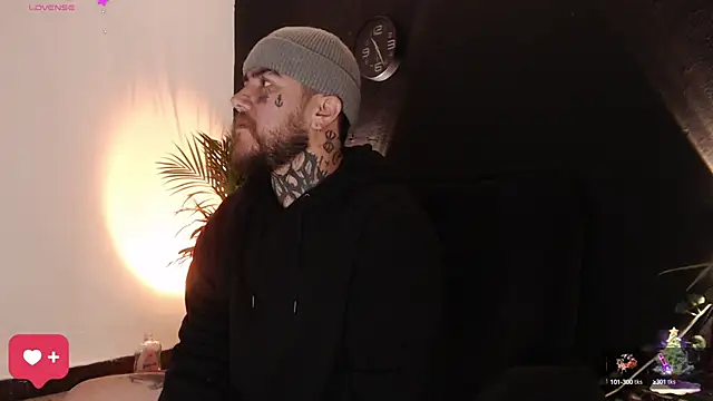 Snapshot of Ash_gusbig chatting on 01-06-25, 12:27 Ash gusbig online show from 01-06-25, 12:27