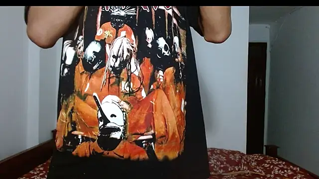 carolinemiller7 online show from 02-20-25, 06:17