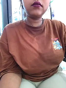 Snapshot of Samarya-78 chatting on 09-16-25, 03:29 Samarya-78 online show from 09-16-25, 03:29