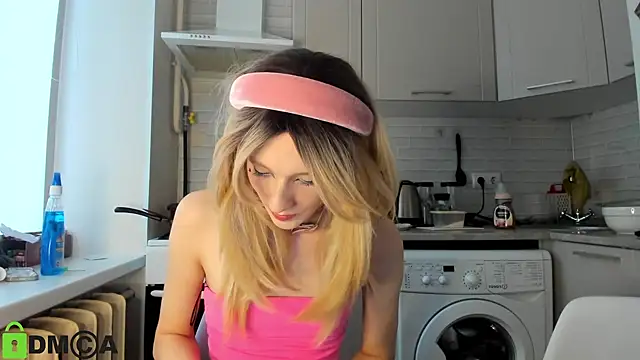  Alice Kitty online show from 01-07-25, 11:48