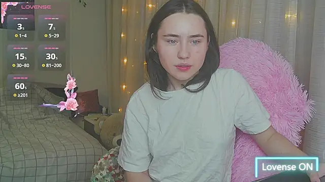 Snapshot of Aurora_workerr chatting on 02-06-26, 05:16 Aurora workerr online show from 02-06-26, 05:16