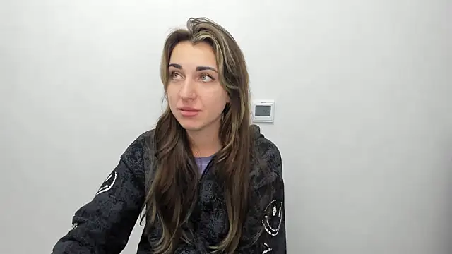 Snapshot of Summmmersky chatting on 02-01-25, 04:22 Summmmersky online show from 02-01-25, 04:22