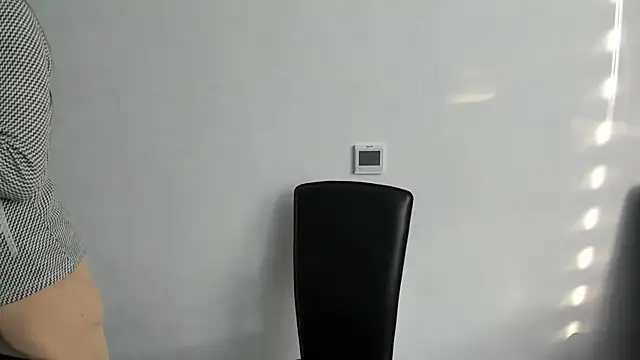 Snapshot of Summmmersky chatting on 02-13-25, 07:56 Summmmersky online show from 02-13-25, 07:56