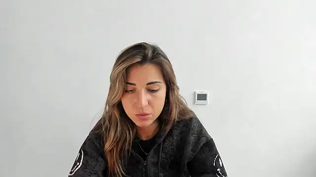 Snapshot of Summmmersky chatting on 10-06-25, 11:29 Summmmersky online show from 10-06-25, 11:29