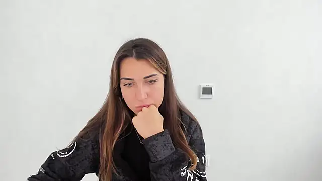 Snapshot of Summmmersky chatting on 11-09-25, 12:14 Summmmersky online show from 11-09-25, 12:14