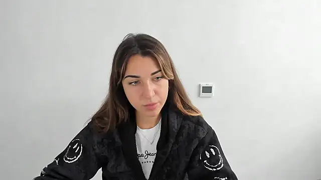 Snapshot of Summmmersky chatting on 11-11-25, 08:36 Summmmersky online show from 11-11-25, 08:36