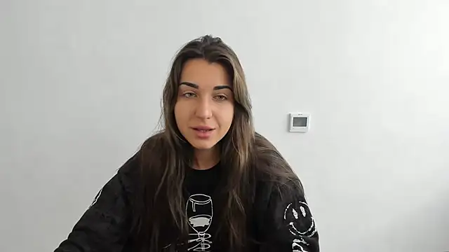 Snapshot of Summmmersky chatting on 11-14-25, 07:40 Summmmersky online show from 11-14-25, 07:40