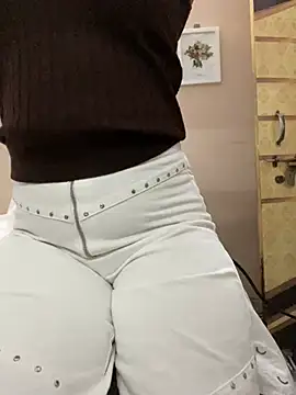 Snapshot of samayra124 chatting on 01-19-26, 08:51 samayra124 online show from 01-19-26, 08:51