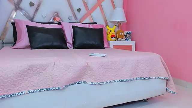 AnngelaSkye online show from 01-22-25, 09:35