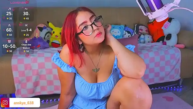 AnngelaSkye online show from 10-16-25, 04:57