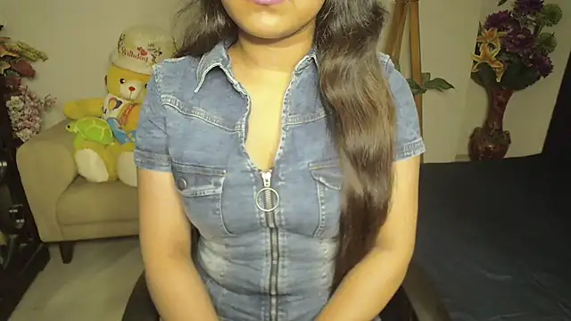 Most-Beautiful-Queen online show from 01-21-25, 08:32