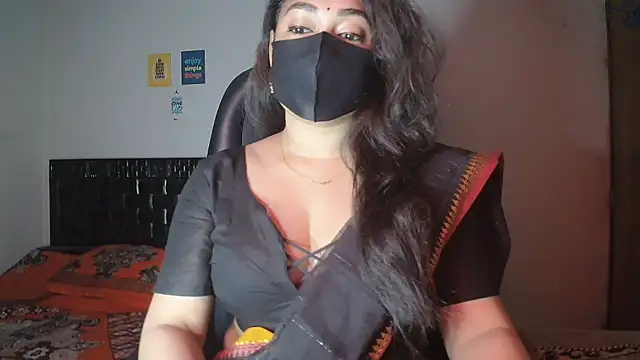 Snapshot of Most-Beautiful-Queen chatting on 01-14-26, 07:30 Most-Beautiful-Queen online show from 01-14-26, 07:30