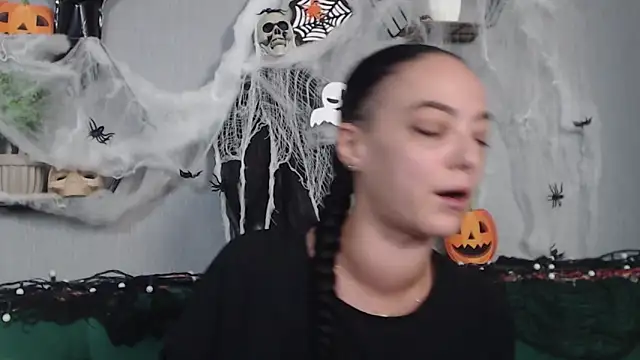 IzabelllNoir online show from 10-26-25, 09:59